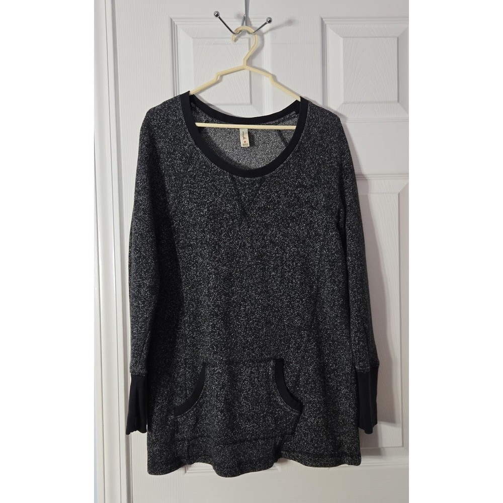 Exertek Womans Pullover Sweatshirt  Size‎ Medium